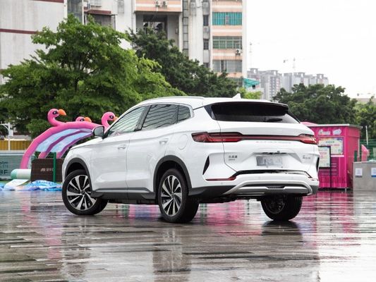 800W gesloten carrosserie type Byd Song Plus Champion Edition EV 520km Long Range elektrische auto