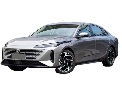 Verander een UNI-V 2.0 T 4 Wd Auto Gas Vehicle Gas Car EV Car bij bandenspecificatie 330kw