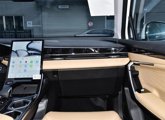 Gebruiksduur ≤ 1 jaar Geely Boyue L Energievoertuigen Auto's Benzine SUV voor wegomstandigheden