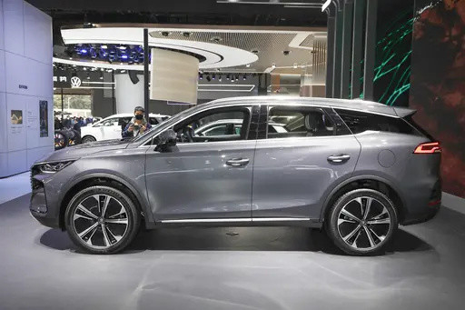 Levensduur ≤ 1 jaar Byd Tang EV 2023 Flagship Grijs/blauw/wit Elektroauto 7 zitplaatsen