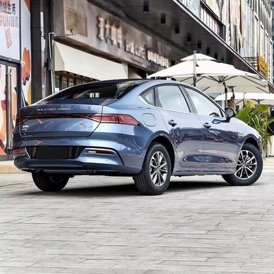 Energievoertuig Byd Qin Plus Dm-I 2024 Hybride brandstof en geavanceerde lithiumbatterij