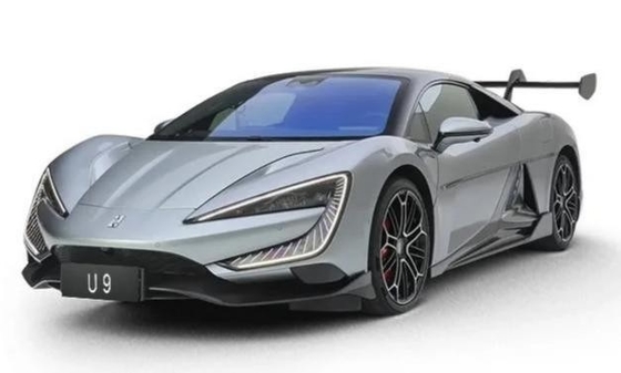 s BYD U9 Pure Electric Supercar met maximale snelheid 300km/h en Multi-Link achtervering