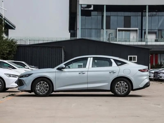 Elektrische achterruit BYD Qin L De eerste van de 5e generatie DM-technologie sedan