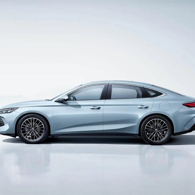 Elektrische achterruit BYD Qin L De eerste van de 5e generatie DM-technologie sedan