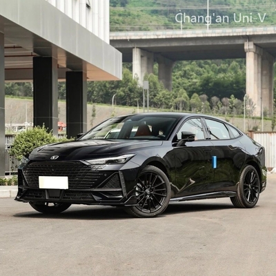 2023 Changan Uni-V Intelligent Electric Idd Plug-in Hybrid 1.5t 113km Compacte auto