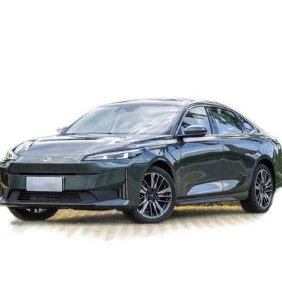 Hybride elektrisch voertuig 1.5L Compact elektrische sedan 4785*1840*1460mm Automatische versnellingsbak