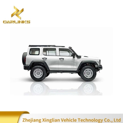 Tank 300 4WD Benzine off-road Gebruikte auto 2.0T Challenger Verplaatsing Ml 1967 in zwart