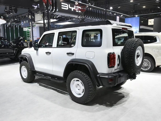 Tank 300 SUV 2023 Model 2.0t Cuirass 02 Auto's 8-versnelling Benzine auto voor uw behoeften