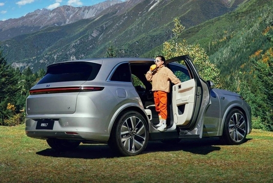 Op maat gemaakte aanvraag Lixiang L7 2023 PRO Large Extended Range Electric SUV Hybrid Car