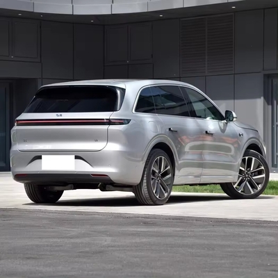 2024 Hybrid Lixiang Li L6 Electric Luxe SUV met automatische versnellingsbak en modern design