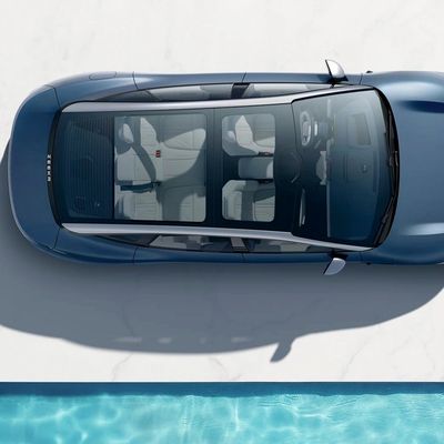 2023 Jaar Geely Zeekr 007 Geel 4X4 2WD Smart 100 Kw EV Gebruikte elektrische autostoeltjes 5-7