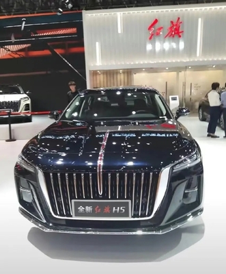 Elektrische 5 zitplaatsen 5 deuren energievoertuigen Hongqi H5 2024 1.5t HEV Qiling Compact SUV