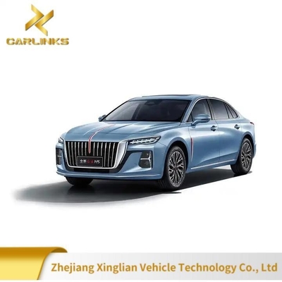 Chinese luxe merken Hongqi H5 MID-Size 5 zitplaatsen Sedan brandstofvoertuig Links in 2024