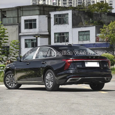 Hongqi H5 Gas/Benzine Sedan Witte Buitenkleur Maximale snelheid 230km/h