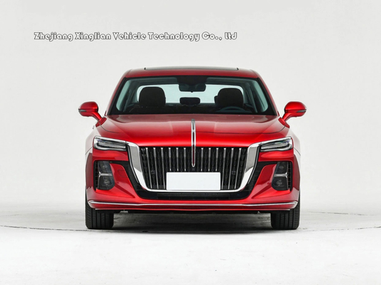 ISO14001 gecertificeerd en 1,6-2,0L Verplaatsingen De Fuel Oil Hongqi H5 4-Wheeler Sedan