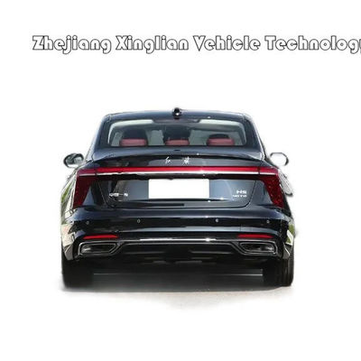 Klantvoorkeur Hongqi H5 2.0t model met turbomotor Automatische versnellingsbak Links stuur