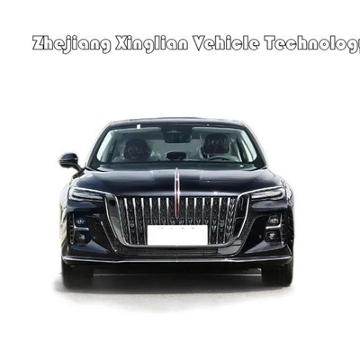 Witte Hongqi H5 Chinese luxe SUV 1.5t DCT High Speed Model met aangepast verzoek