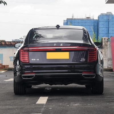 - Made Hongqi H9 2.0t 3.0t Luxe auto met elektromagnetisch remsysteem en benzine