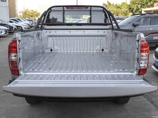 Handmatige versnellingsbak 4WD Diesel pick-up Truck Maximaal vermogen 100-150 pk Off-road betrouwbaarheid