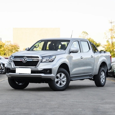 Handmatige twee-aandrijving vierwielaandrijving pick-up truck 2.4L benzine Maximale snelheid 160km Dongfen Sharp Qi 6 Long Cargo Box
