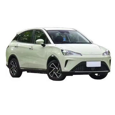 Gesloten carrosserie type Neta Nezha Aya's 2023 kleine SUV met lange afstand van 318 km en 401 km