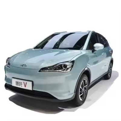 Neta Nezha Aya Energy SUV 501-800W Power 318km/401km Long Range en 2420mm wielbasis
