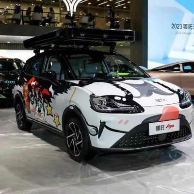 Langeafstand 318km 401km Nezha Aya Gebruikte elektrische auto 5 deuren 5 zitplaatsen SUV aanpassing