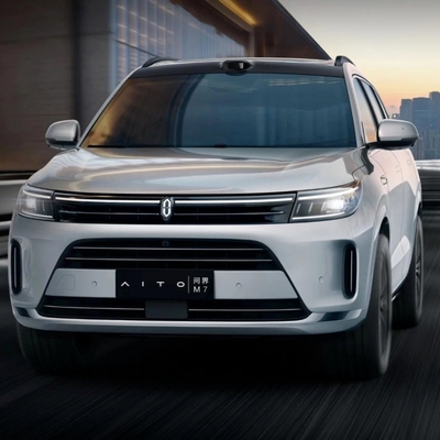 Aito M7 elektrische auto met 5 zitplaatsen en automatische versnellingsbak