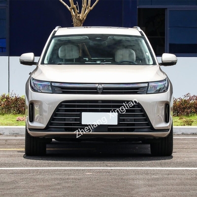 Aito M7 Harmony Advertenties Autopilot Middelgrote SUV Extended Range EV 6-Seat Driving 1300km Versnelling 4.8s