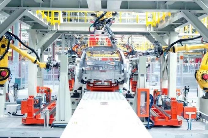 New Vehicle Chang′an CS75 Blue Whale 1.5t Manual Fashionable Fuel Vehicle 5-Seat Small SUV Maximum Speed 180km/H